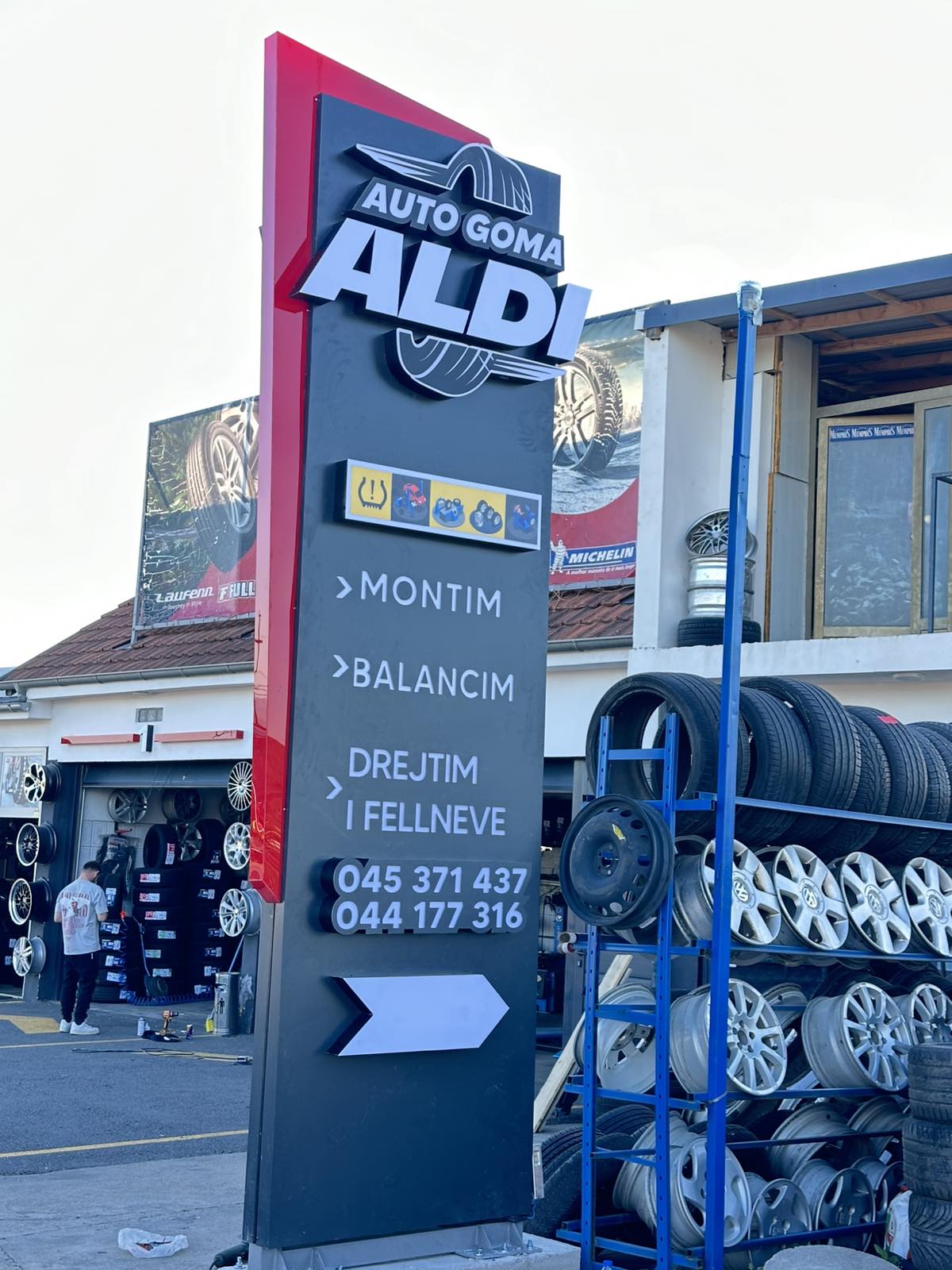 Zyrë Moderne